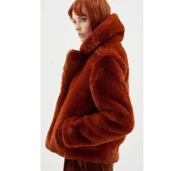 MINKPINK Faux Fur Jacket Size SMALL in Ginger New with tag $189 - Picture 3 of 12